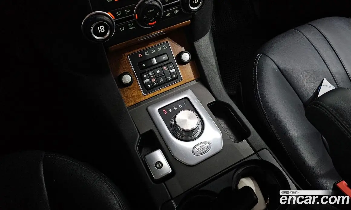 Land Rover Discovery 2014 3.0 автомат (гидро), фото 9
