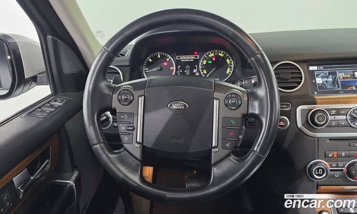 Land Rover Discovery 2016 3.0 автомат (гидро), фото 13