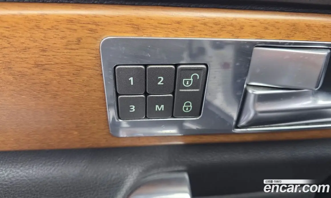Land Rover Discovery 2016 3.0 автомат (гидро), фото 15
