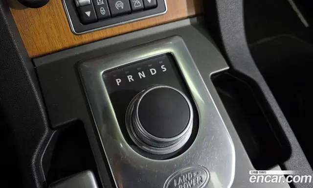 Land Rover Discovery 2016 3.0 автомат (гидро), миниатюра 9