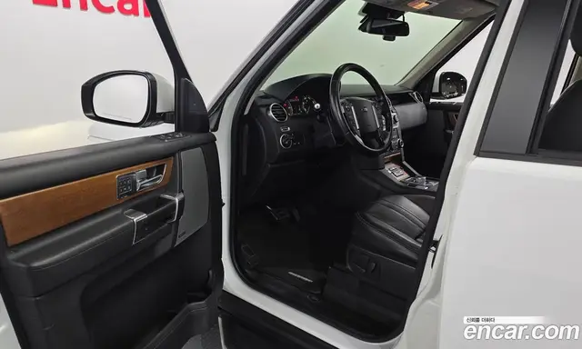 Land Rover Discovery 2016 3.0 автомат (гидро), миниатюра 10