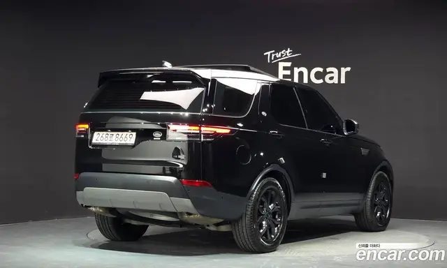 Land Rover Discovery 2019 3.0 автомат (гидро), миниатюра 2