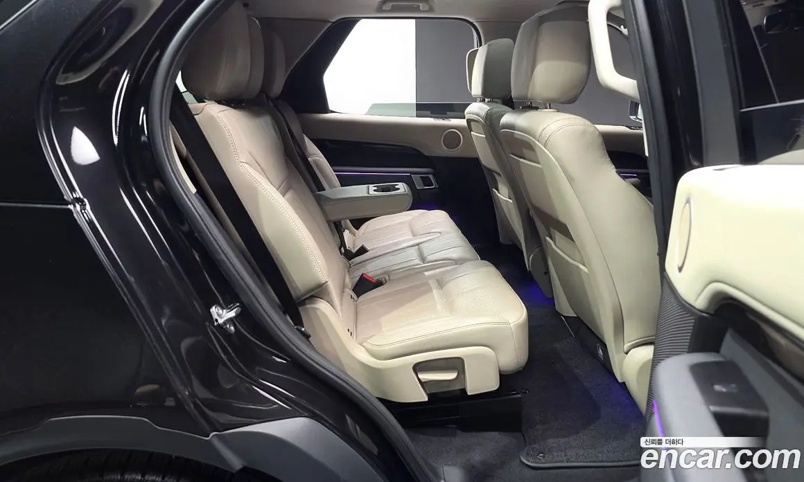 Land Rover Discovery 2019 3.0 автомат (гидро), фото 17