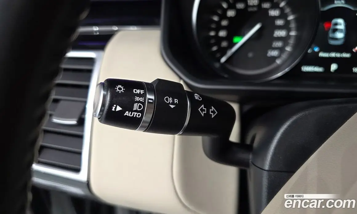 Land Rover Discovery 2019 3.0 автомат (гидро), фото 29