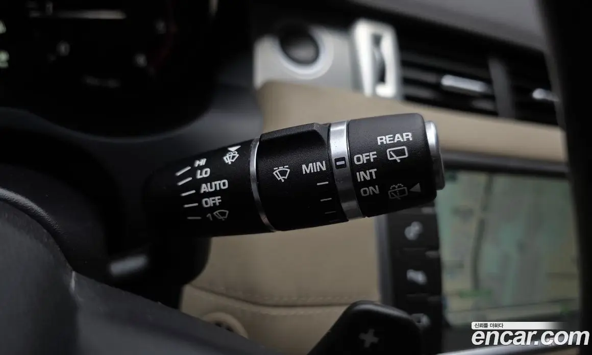Land Rover Range Rover Evoque 2016 2.0 автомат (гидро), фото 19