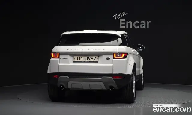 Land Rover Range Rover Evoque 2016 2.0 автомат (гидро), миниатюра 4