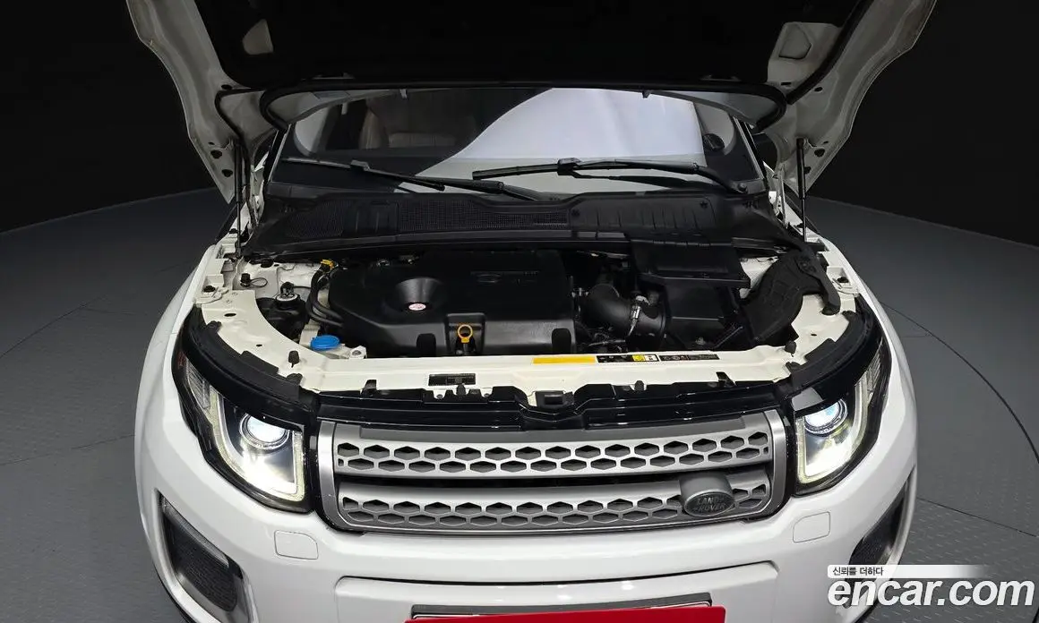 Land Rover Range Rover Evoque 2016 2.0 автомат (гидро), фото 6