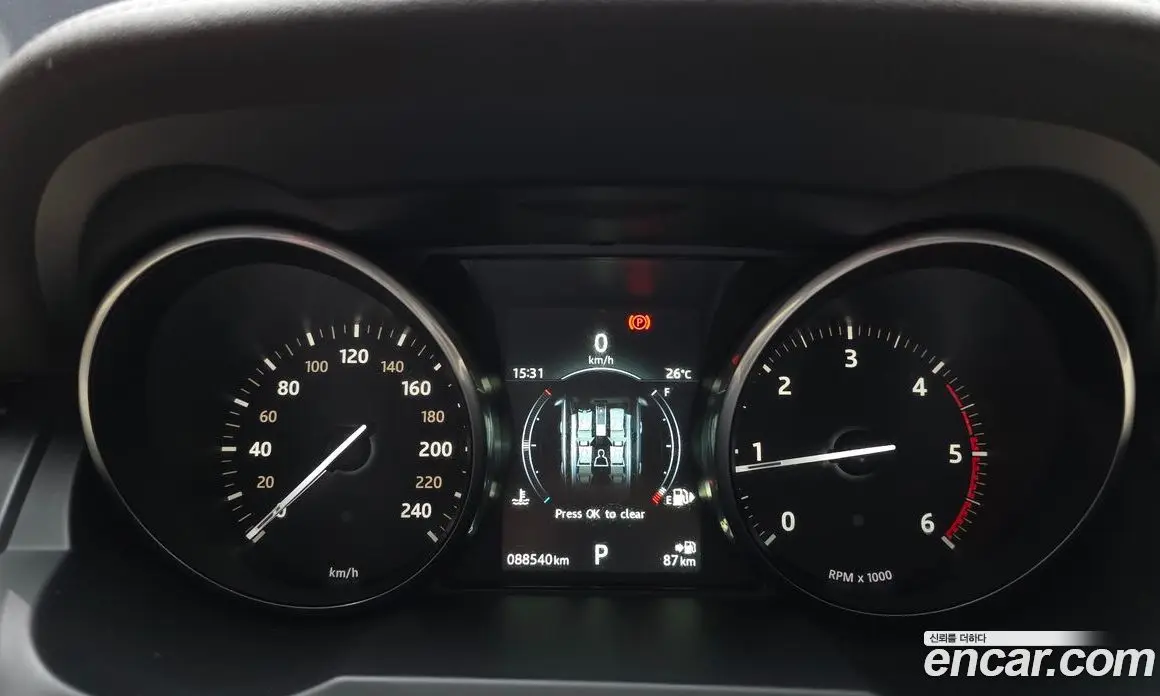 Land Rover Range Rover Evoque 2016 2.0 автомат (гидро), фото 8