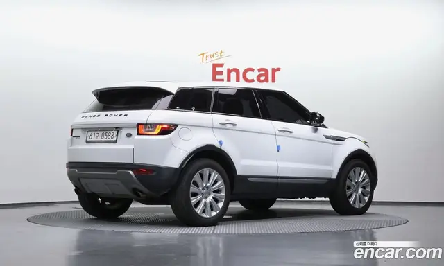Land Rover Range Rover Evoque 2016 2.0 автомат (гидро), миниатюра 2