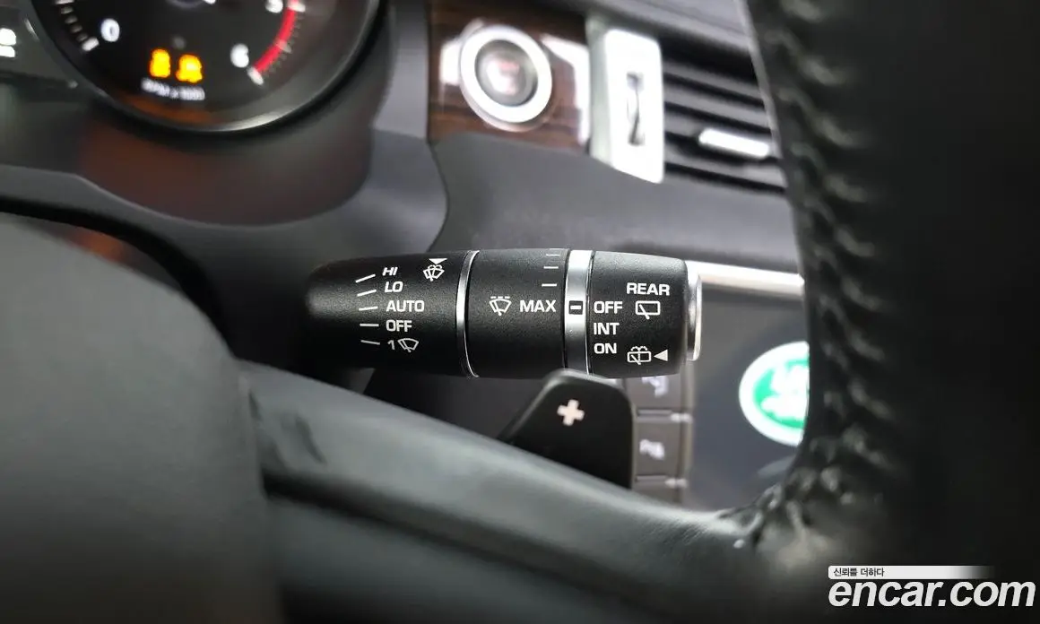 Land Rover Range Rover Evoque 2016 2.0 автомат (гидро), фото 17