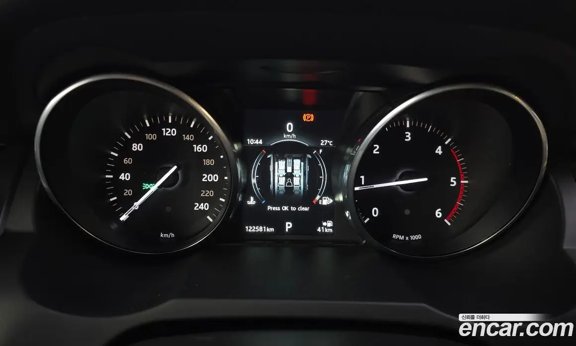 Land Rover Range Rover Evoque 2016 2.0 автомат (гидро), фото 8