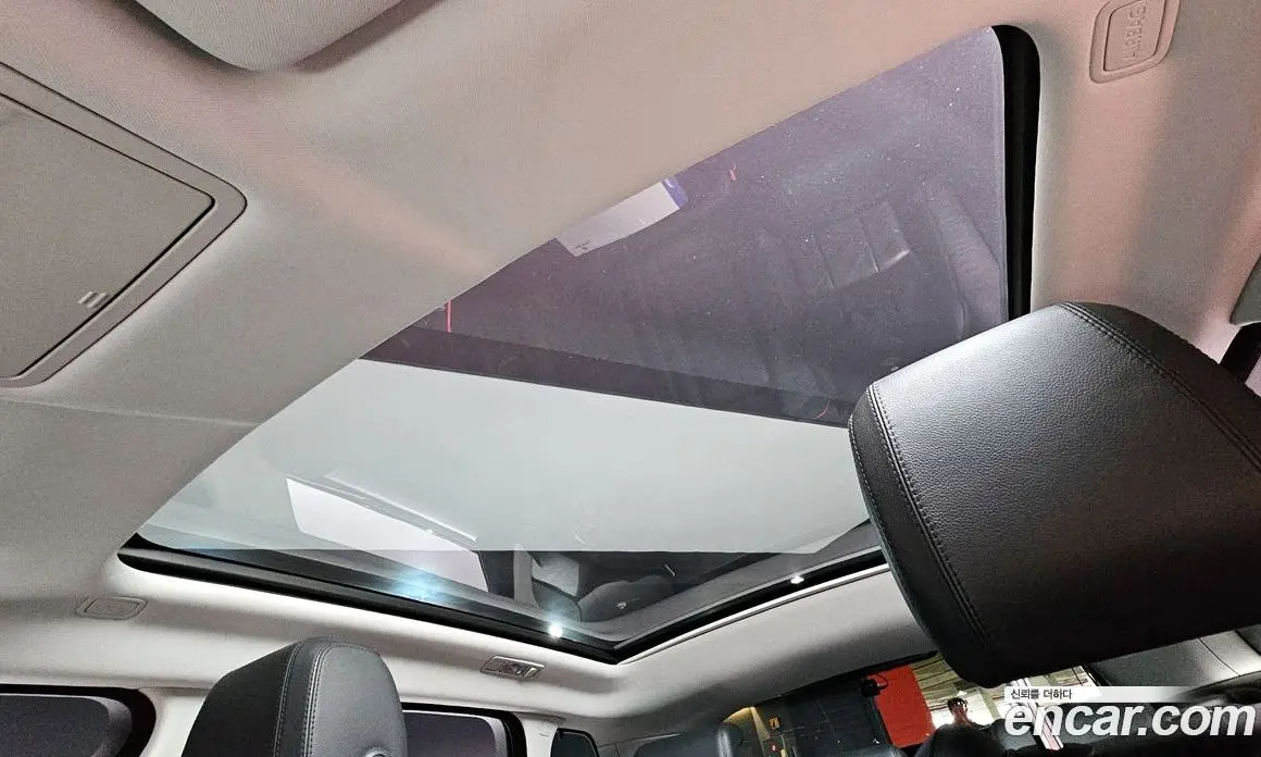 Land Rover Range Rover Evoque 2017 2.0 автомат (гидро), фото 19