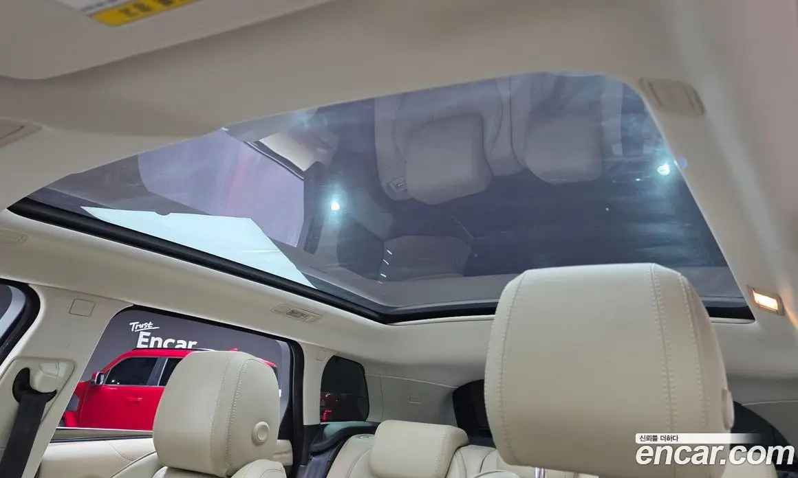 Land Rover Range Rover Evoque 2018 2.0 автомат (гидро), фото 18