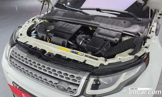 Land Rover Range Rover Evoque 2018 2.0 автомат (гидро), миниатюра 6