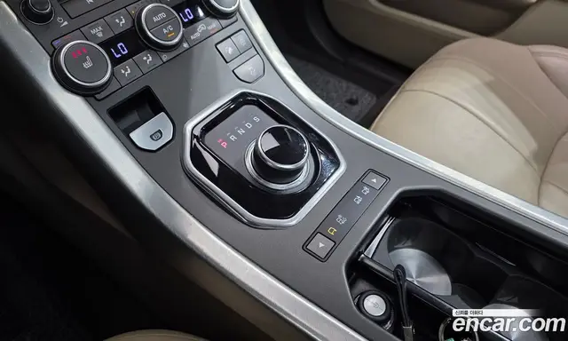 Land Rover Range Rover Evoque 2018 2.0 автомат (гидро), миниатюра 9