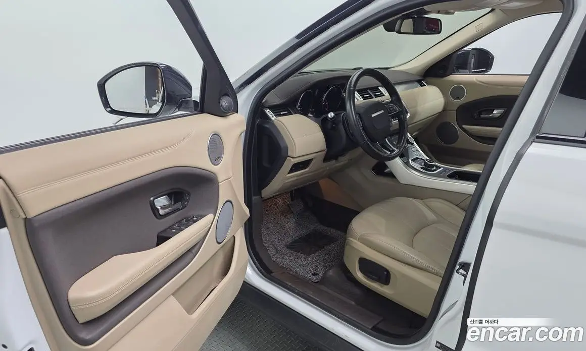 Land Rover Range Rover Evoque 2018 2.0 автомат (гидро), фото 10