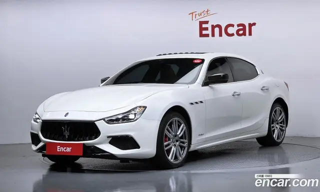 Maserati Ghibli 2017 3.0 автомат (гидро), миниатюра 1