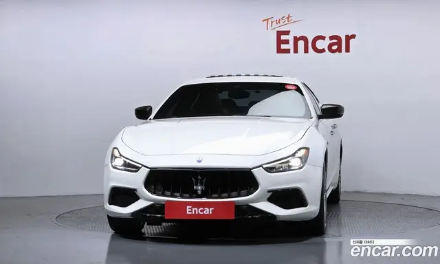 Maserati Ghibli 2017 3.0 автомат (гидро), миниатюра 3