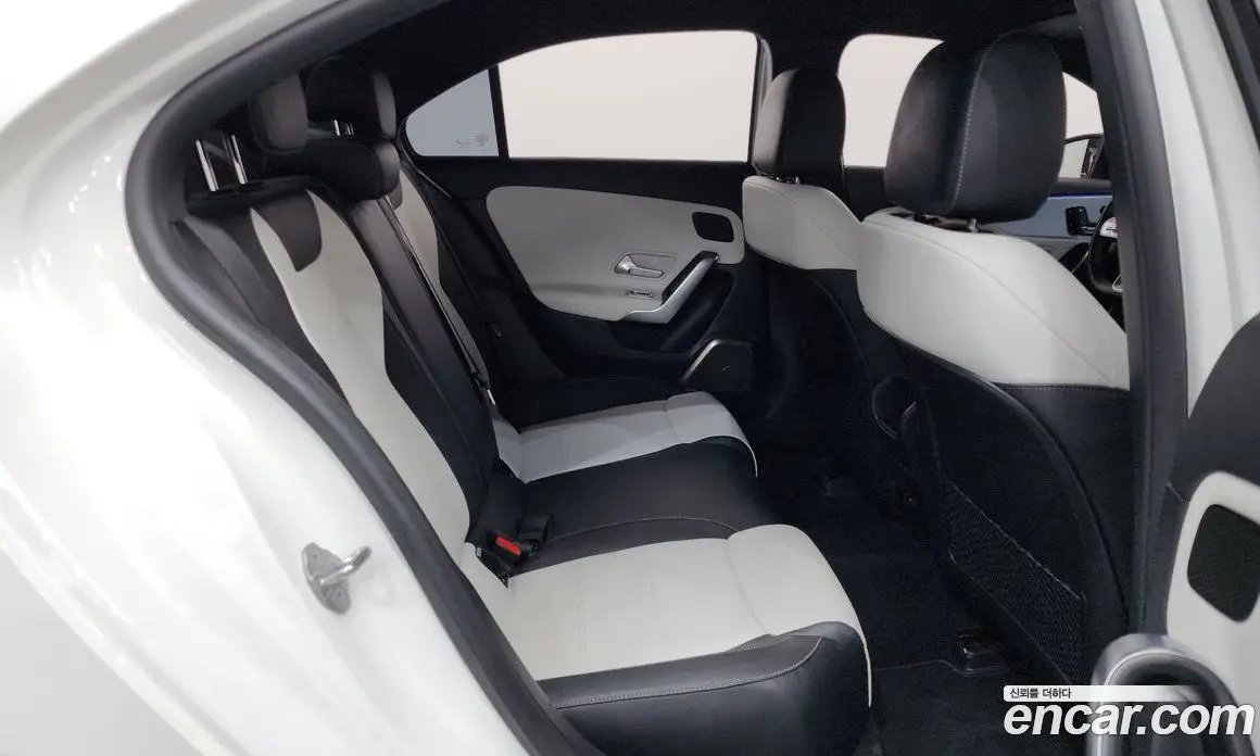 Mercedes-Benz A-Class 2021 1.9 автомат (гидро), фото 17