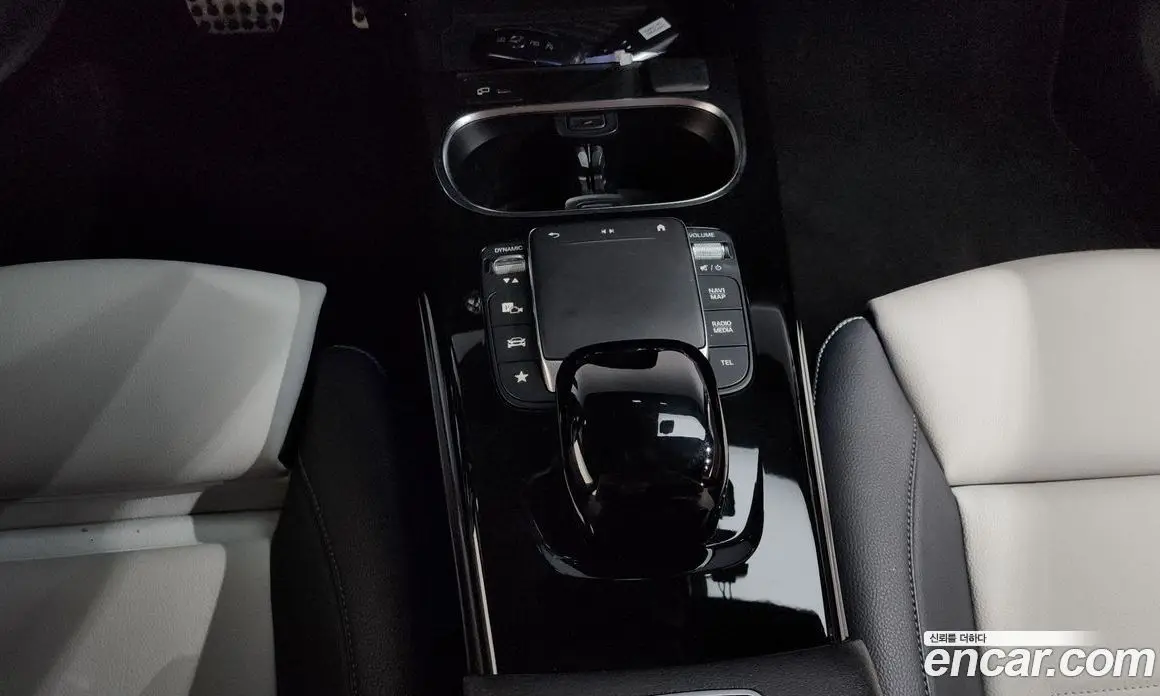 Mercedes-Benz A-Class 2021 1.9 автомат (гидро), фото 26
