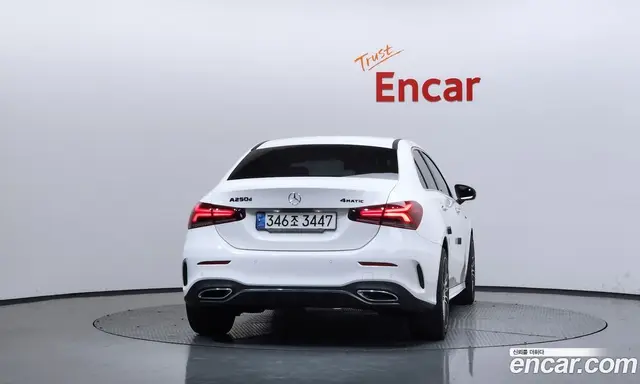 Mercedes-Benz A-Class 2021 1.9 автомат (гидро), миниатюра 4