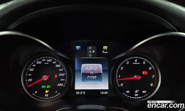Mercedes-Benz C-Class 2018 2.0 автомат (гидро), миниатюра 11