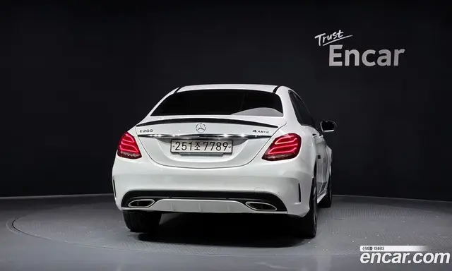 Mercedes-Benz C-Class 2018 2.0 автомат (гидро), миниатюра 4