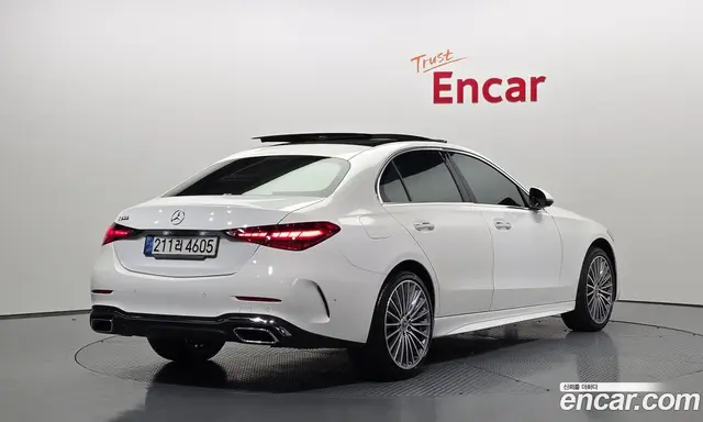 Mercedes-Benz C-Class 2022 2.0 автомат (гидро), миниатюра 2