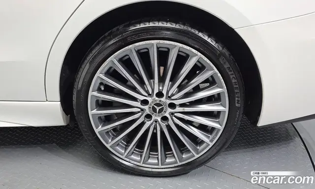 Mercedes-Benz C-Class 2022 2.0 автомат (гидро), миниатюра 5