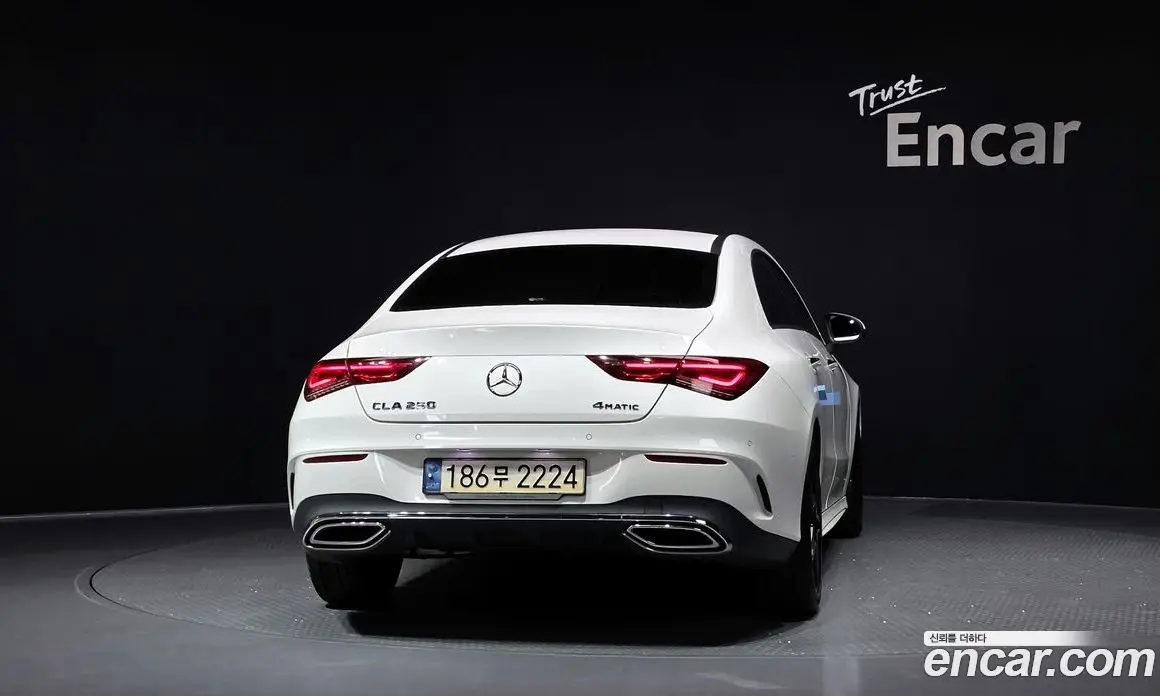 Mercedes-Benz CLA-Class 2023 2.0 автомат (гидро), фото 4
