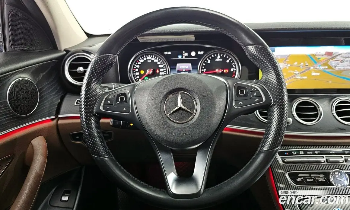 Mercedes-Benz E-Class 2017 1.9 автомат (гидро), фото 13
