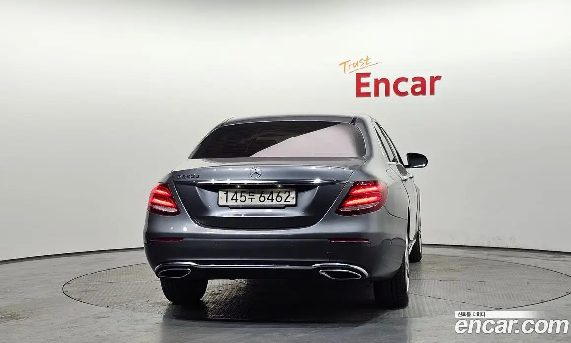 Mercedes-Benz E-Class 2017 1.9 автомат (гидро), фото 4