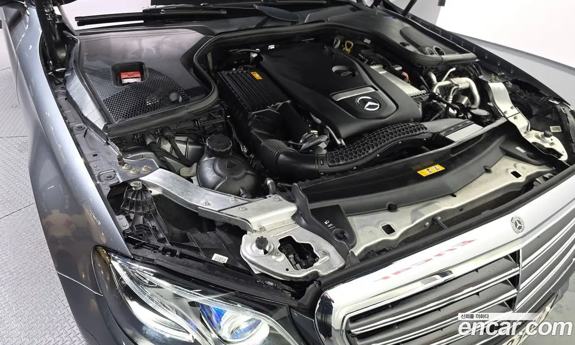 Mercedes-Benz E-Class 2018 2.0 автомат (гидро), фото 5