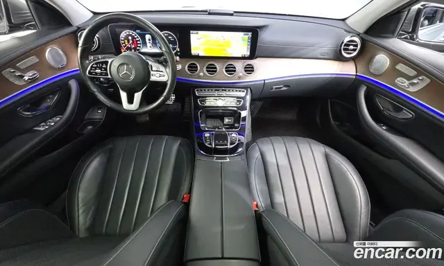 Mercedes-Benz E-Class 2018 2.0 автомат (гидро), миниатюра 9