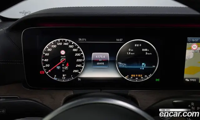 Mercedes-Benz E-Class 2018 2.0 автомат (гидро), миниатюра 10
