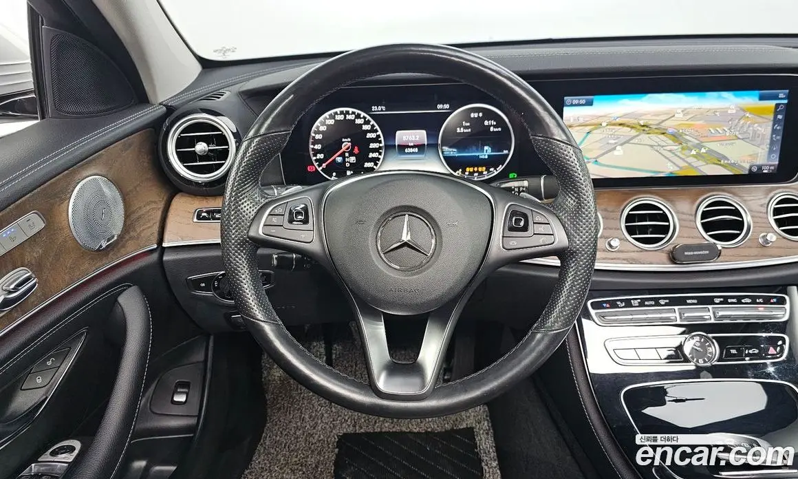 Mercedes-Benz E-Class 2018 2.0 автомат (гидро), фото 13