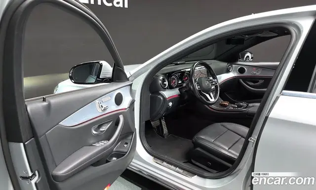 Mercedes-Benz E-Class 2020 2.0 автомат (гидро), миниатюра 10