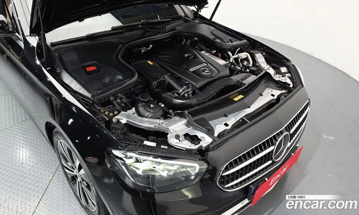 Mercedes-Benz E-Class 2022 2.0 автомат (гидро), фото 6