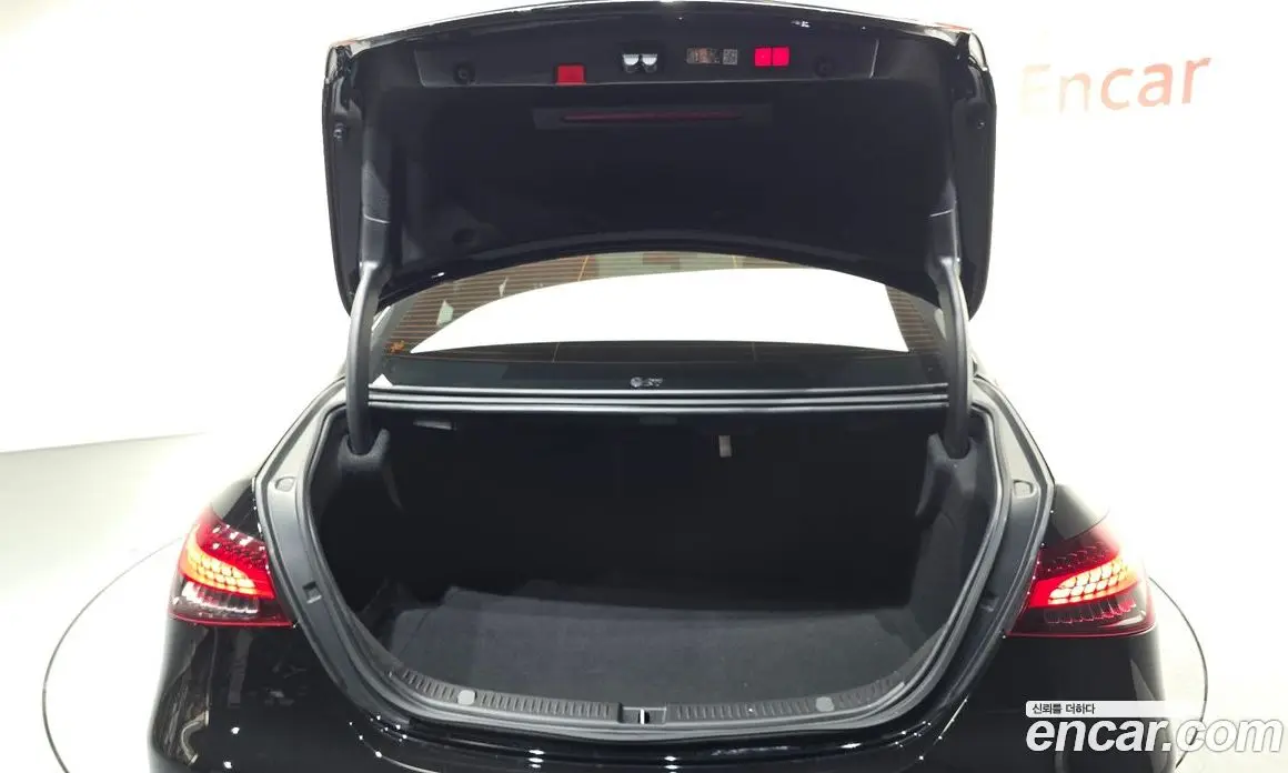 Mercedes-Benz E-Class 2022 2.0 автомат (гидро), фото 18