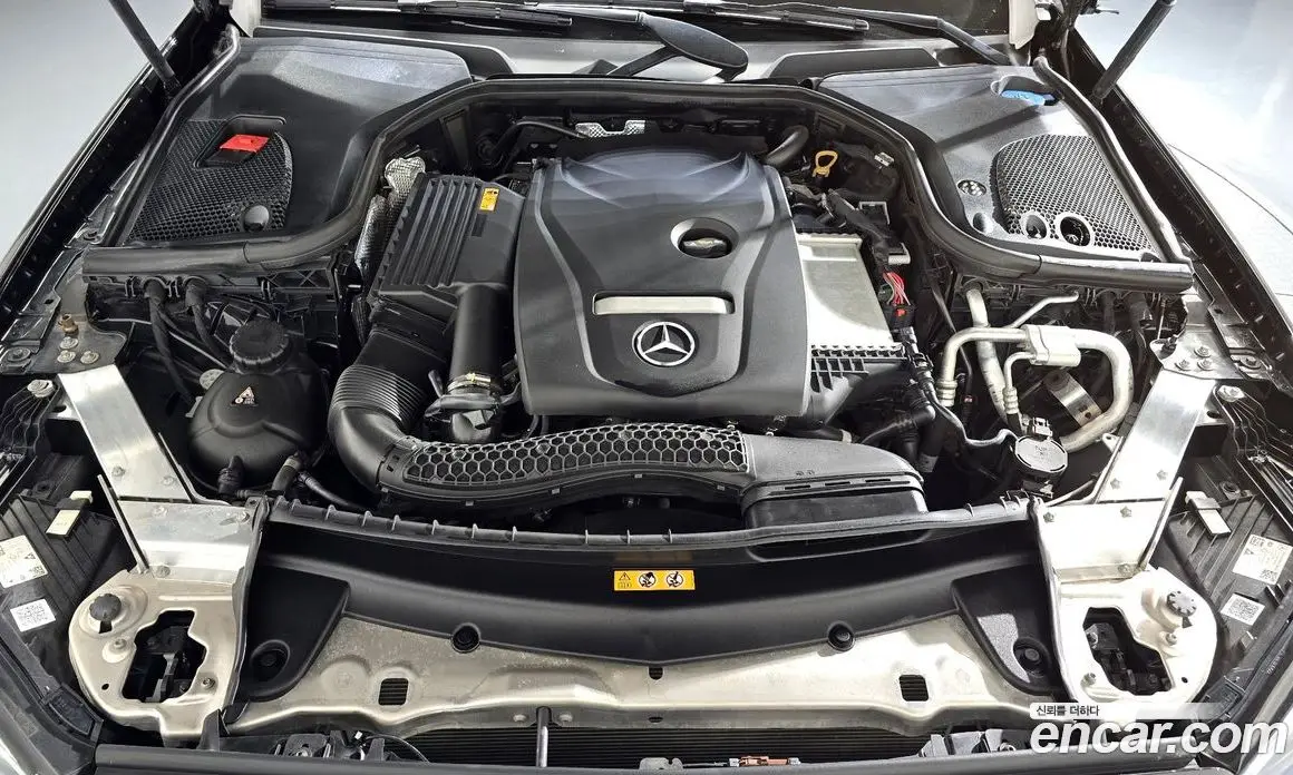 Mercedes-Benz E-Class 2022 2.0 автомат (гидро), фото 6