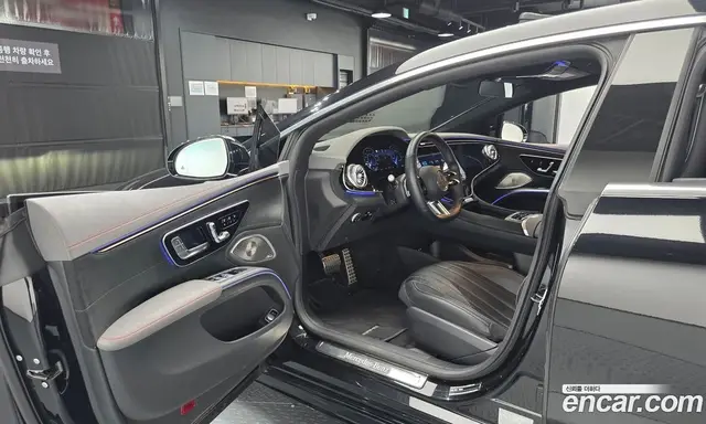 Mercedes-Benz EQS 2022 0.3 автомат (гидро), миниатюра 12