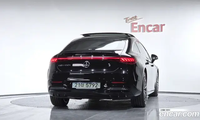 Mercedes-Benz EQS 2022 0.3 автомат (гидро), миниатюра 3