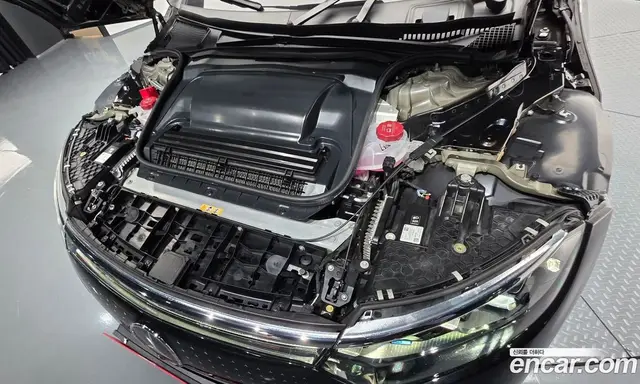 Mercedes-Benz EQS 2022 0.3 автомат (гидро), миниатюра 5