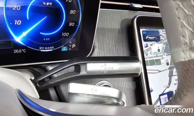 Mercedes-Benz EQS 2023 0.3 автомат (гидро), миниатюра 12