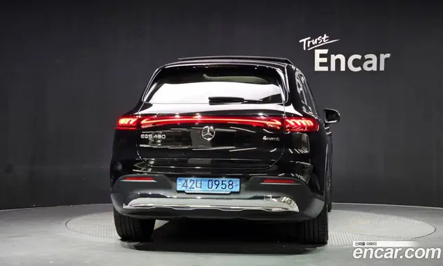 Mercedes-Benz EQS 2023 0.3 автомат (гидро), миниатюра 4