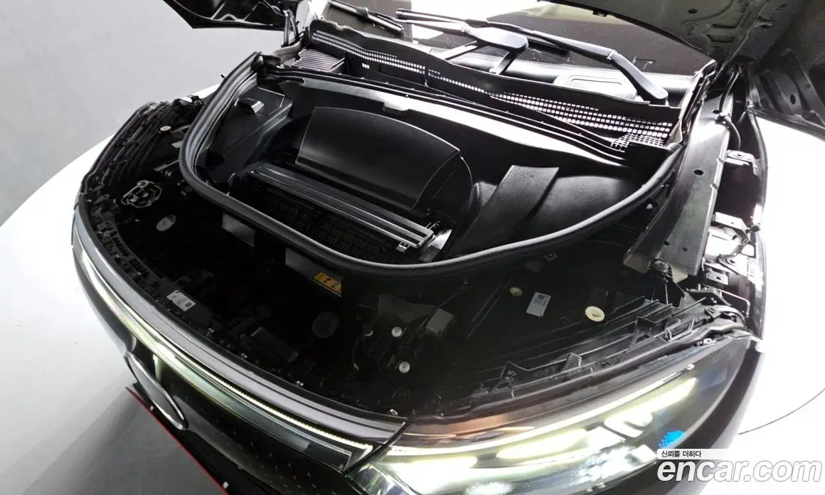 Mercedes-Benz EQS 2023 0.3 автомат (гидро), фото 6