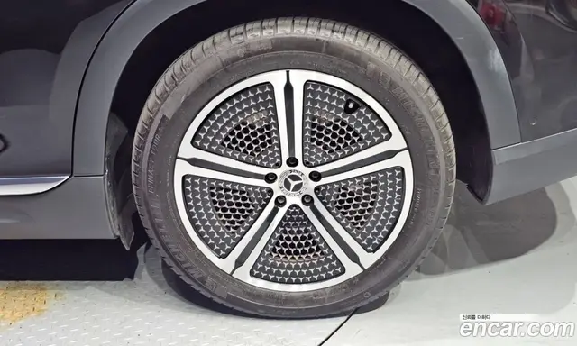 Mercedes-Benz EQS 2023 0.3 автомат (гидро), миниатюра 7