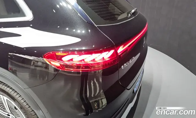 Mercedes-Benz EQS 2023 0.3 автомат (гидро), миниатюра 9