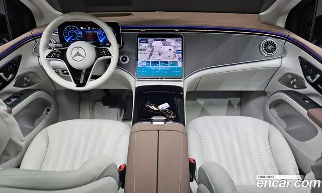 Mercedes-Benz EQS 2023 0.3 автомат (гидро), миниатюра 10