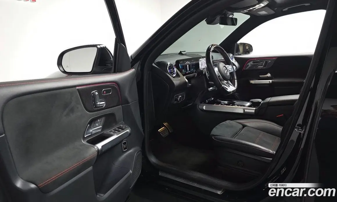 Mercedes-Benz GLB-Class 2022 2.0 автомат (гидро), фото 12